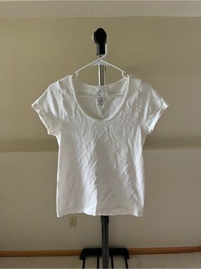 BKE Core White Scoop Neck Short Sleeve Tee